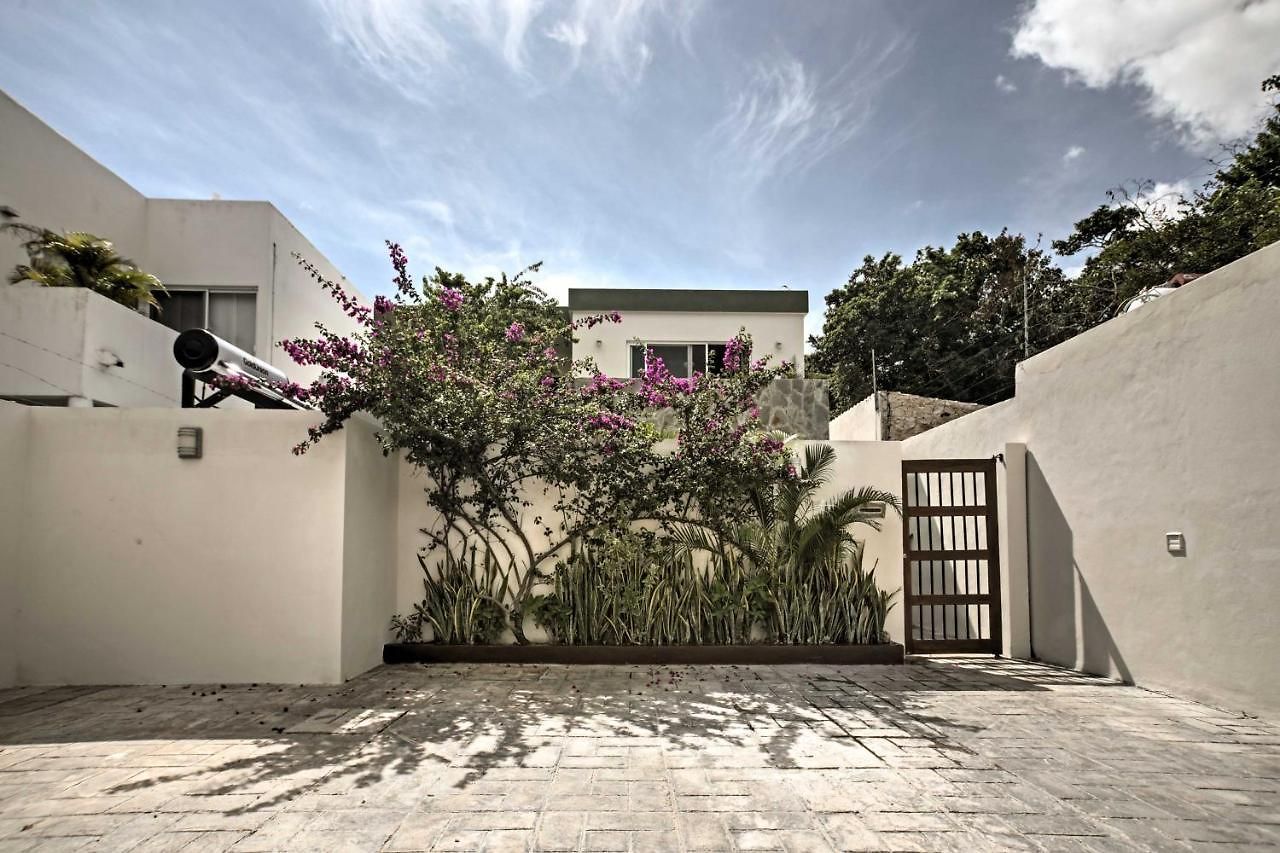 Villa Casa Esmeralda W/ Pool Access & Furnished Patio! *