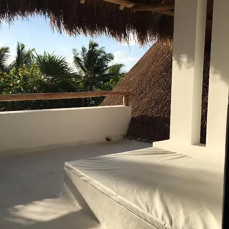 Hotel Casa-laha *