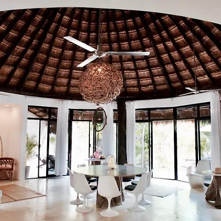 Casa-laha Hotel *