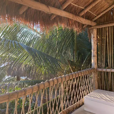 Hotel Casa-laha *