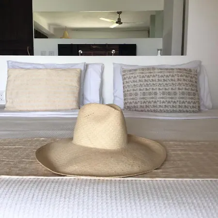 Hotel Casa-laha Tulum