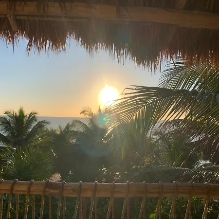 Hotel Casa-laha *