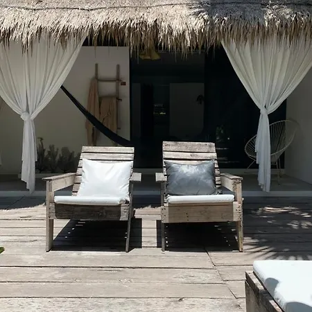 Casa-laha Hotel *
