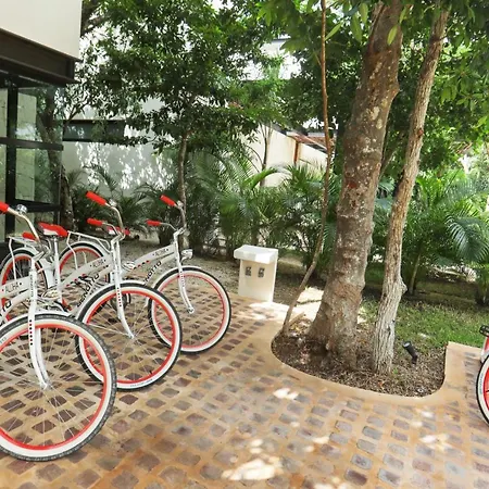 Xaha & Golf 4* Tulum