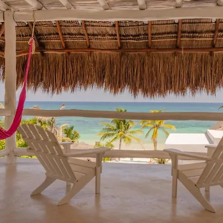 Hotel Shambala Petit Tulum