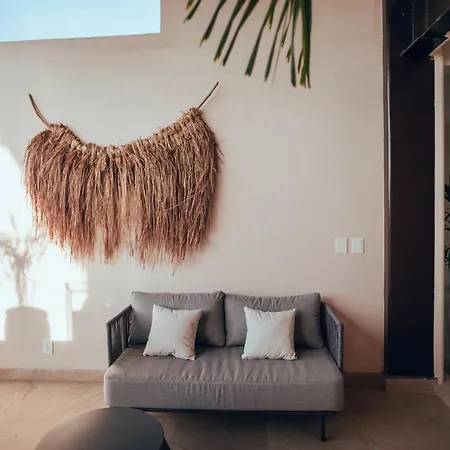 Aparthotel Cacao -luxury Condos-