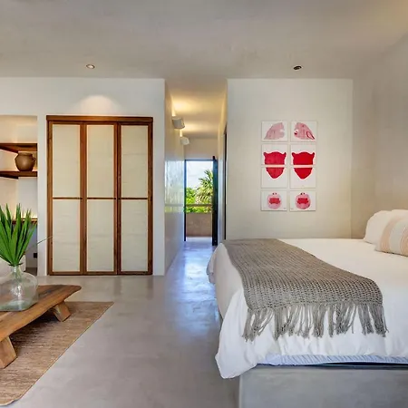 Privada Soliman Bay Pets Welcome! Villa