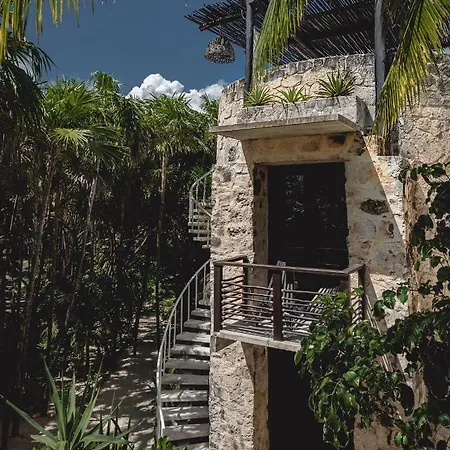 Nest Hotel Tulum