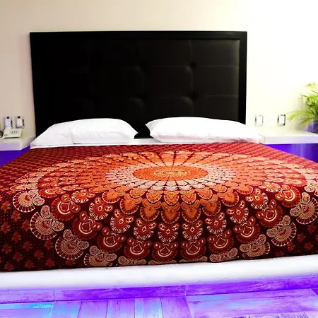 Mandala Hotel del amor *