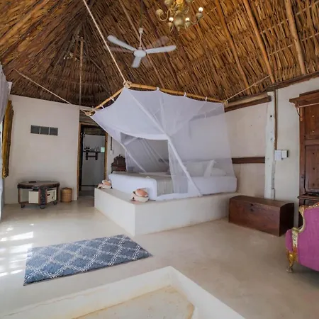Lamar Front And Pool 3* Tulum