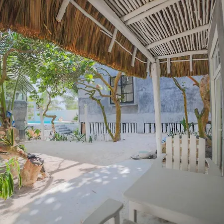 Lamar Front And Pool 3* Tulum