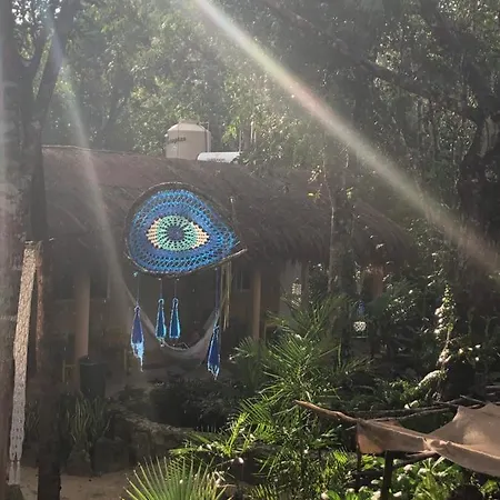 Casa Tzalam Selva 4*