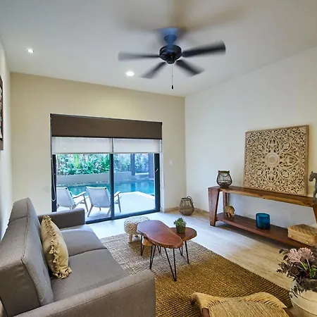 Luxury Poolside Gem With Pool, Jacuzzi & Gym * Tulum