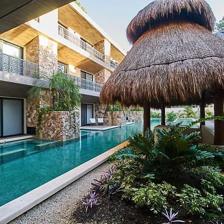 Apartment Luxury Poolside Gem With Pool, Jacuzzi & Gym Tulum