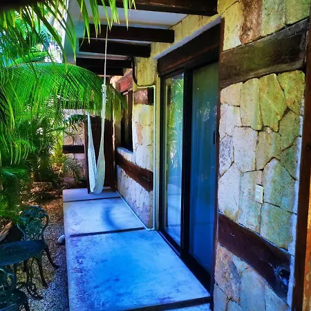 La Casa De Mia