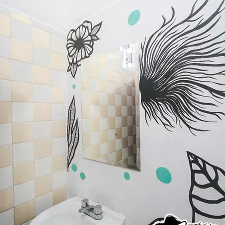 Hostel Straw & Rooftop Bar Tulum