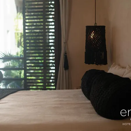 Era & Tulum
