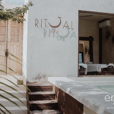 Era & Tulum
