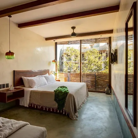 Hotel Mamazul