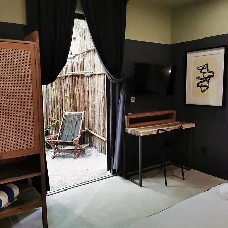 Bed and breakfast Loba Male Only 4*