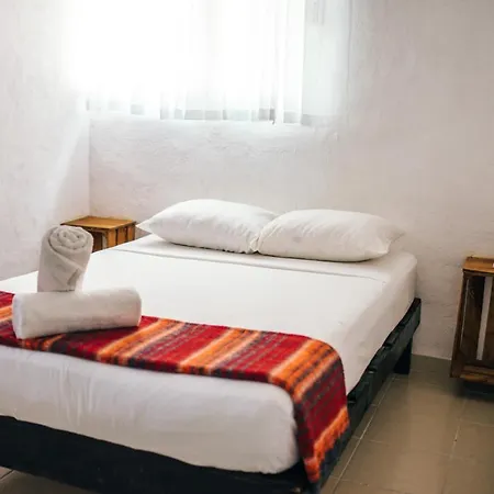 Lobo Bed and breakfast 2*