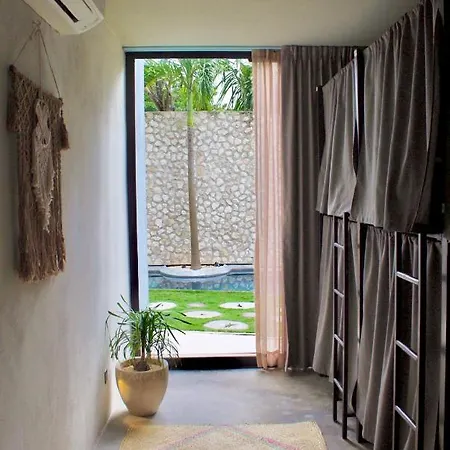 Ariche & Tulum