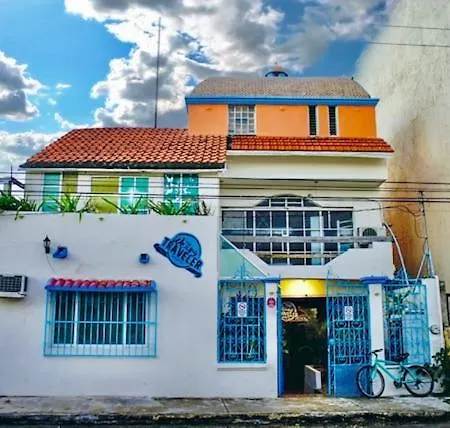 Weary Traveler Hostel