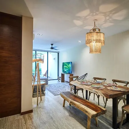 Odyssey - Private Plunge Pool & Club Access Apartment *