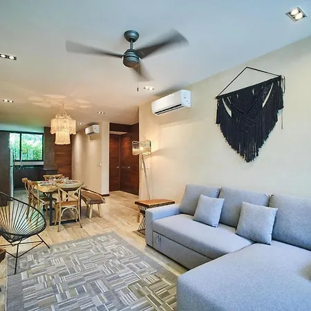Apartment Odyssey - Private Plunge Pool & Club Access *