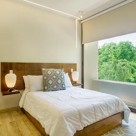 Apartment 205 Perfect Location 3 Bedrooms