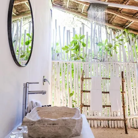 Hotel Roc Luxe Tulum