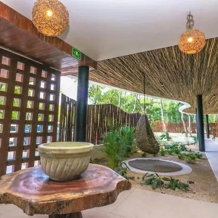 Moma Tulum *