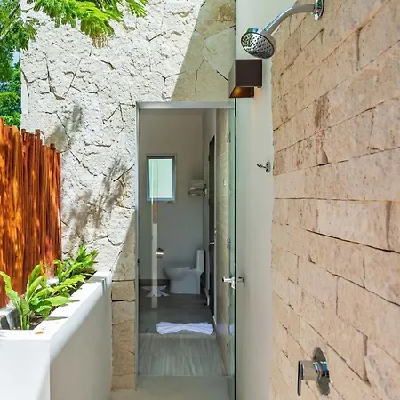 Holiday home Bonita, Private Pool, Jacuzzi, Concierge