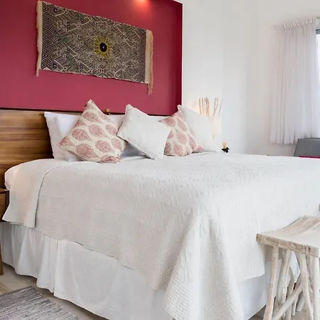 Calma, Chic & Mexican Villa, A True Oasis Pool, Security