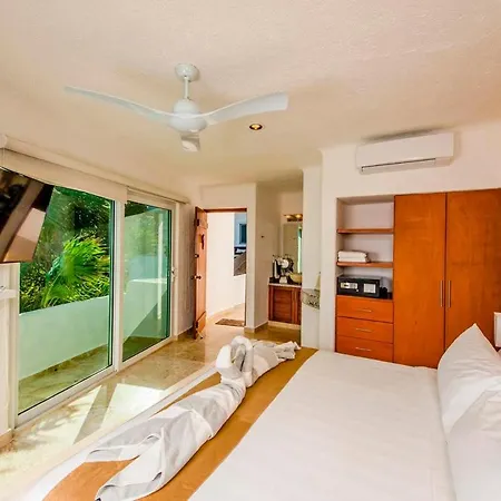 Mar Azul Luxury 6 Bedrooms Villa *