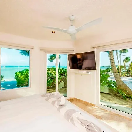 Mar Azul Luxury 6 Bedrooms * Tulum