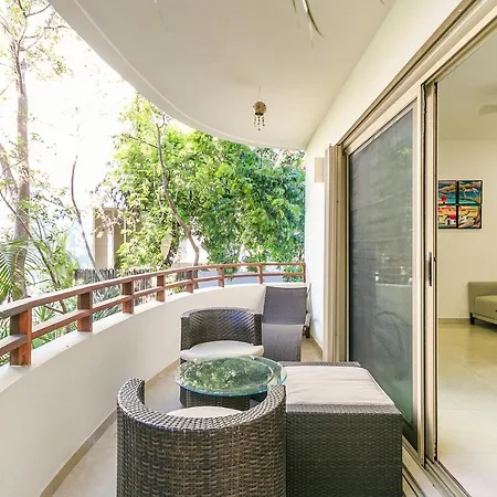 Apartment Perfectly Situated Between The Beach & Town By Stella Tulum