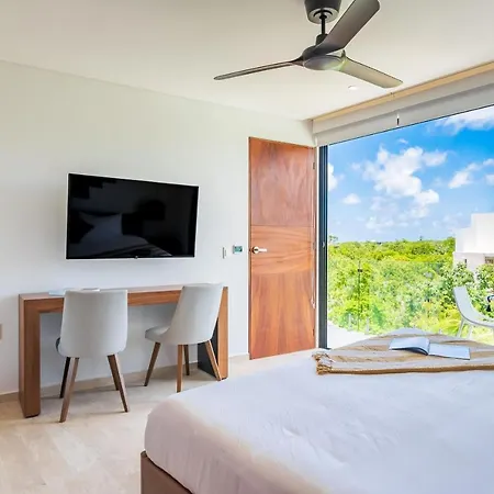 Central Park Lagunas Apartahotel Tulum