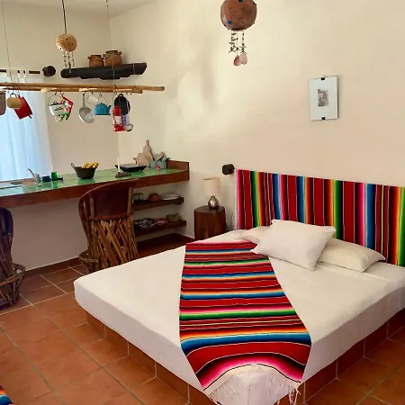 Hotel Lo Nuestro Petit 3*