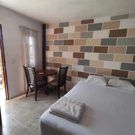 Lobo Bed and breakfast 2*