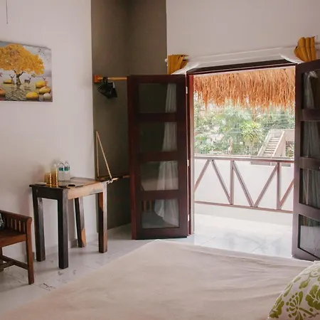 Howlita - Adult Only Tulum