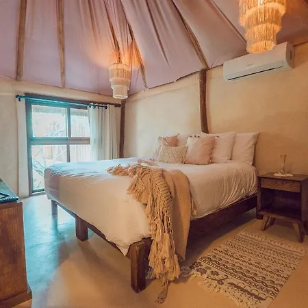 Unique Cottage In The Heart Of Tulum Town *