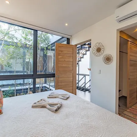 Casa & Chiit - 2 Homes With Different Shared Amenities Villa *