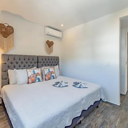 Casa & Chiit - 2 Homes With Different Shared Amenities Villa *