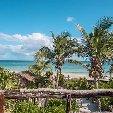 Playa Esperanza 4*