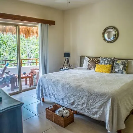 Spacious Penthouse With Private Rooftop In Gated Community Tulum