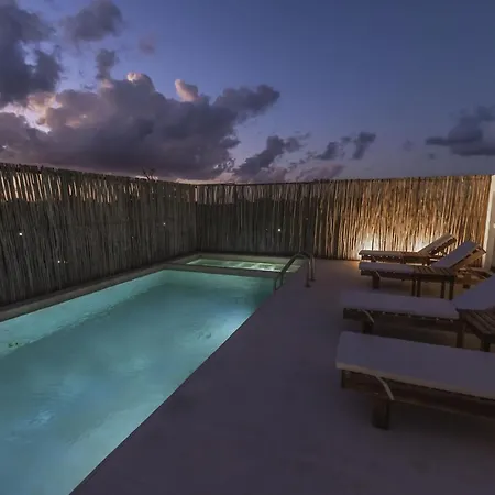 The Waves By Experience Hotel Tulum