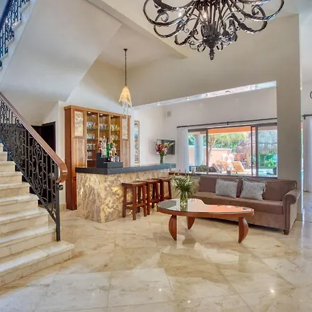 Сasa de vacaciones Mansion In Soliman Bay For 34 Guests! Tulum