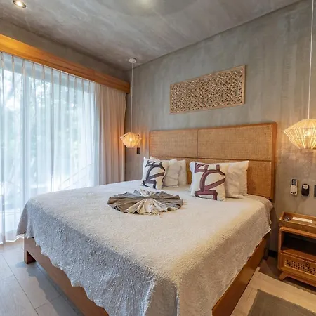 Element Apartment *