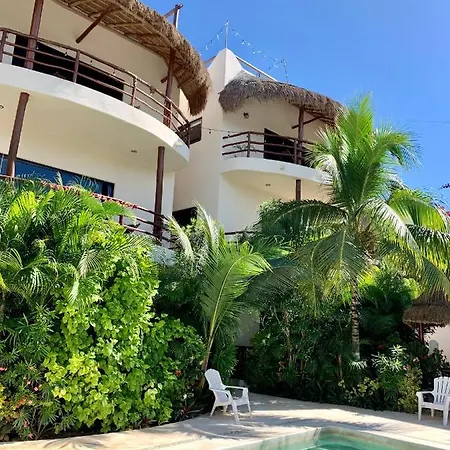 Tua Large Comfortable Pool Parking Space Tulum